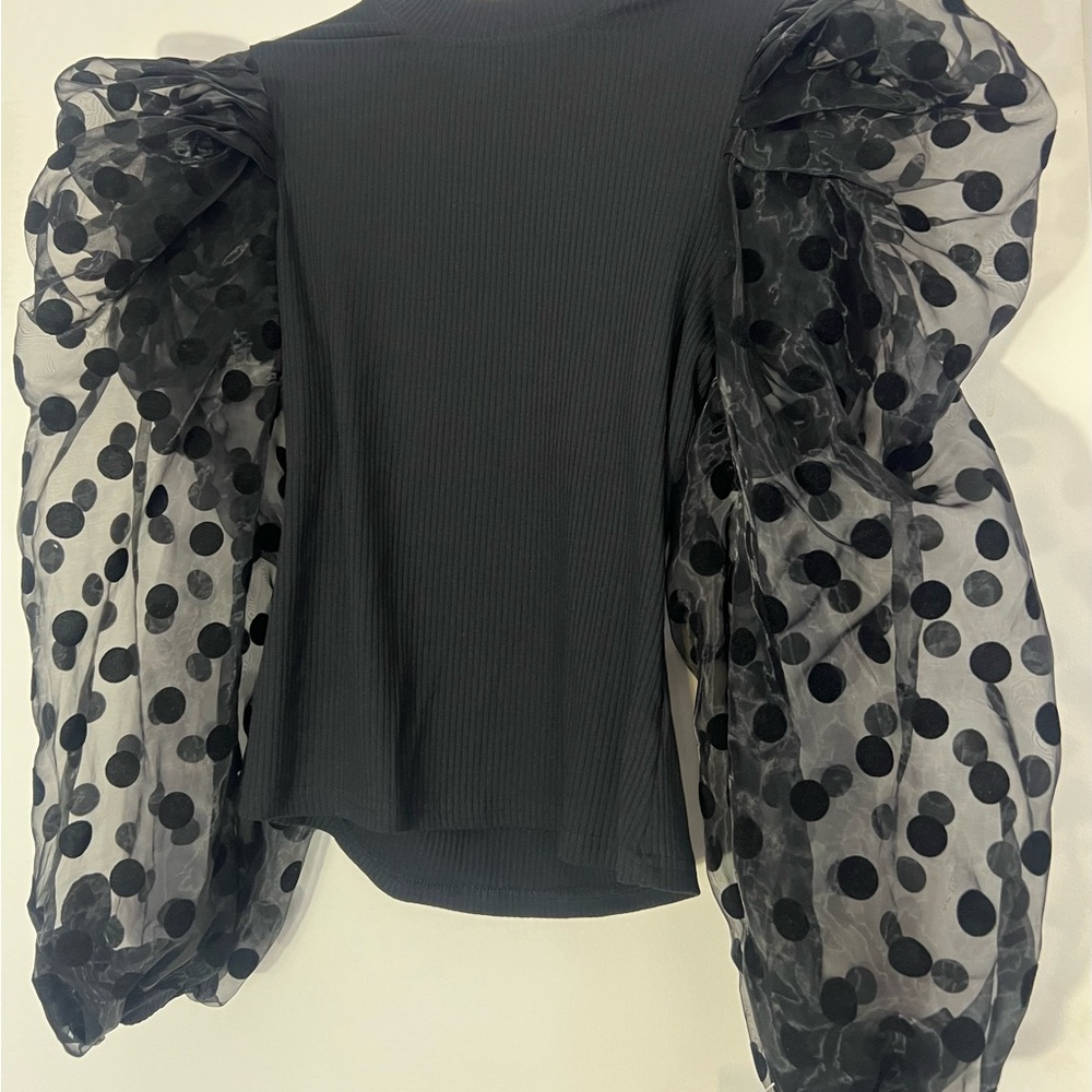 Chic Black Polka Dot Puff Sleeve Blouse